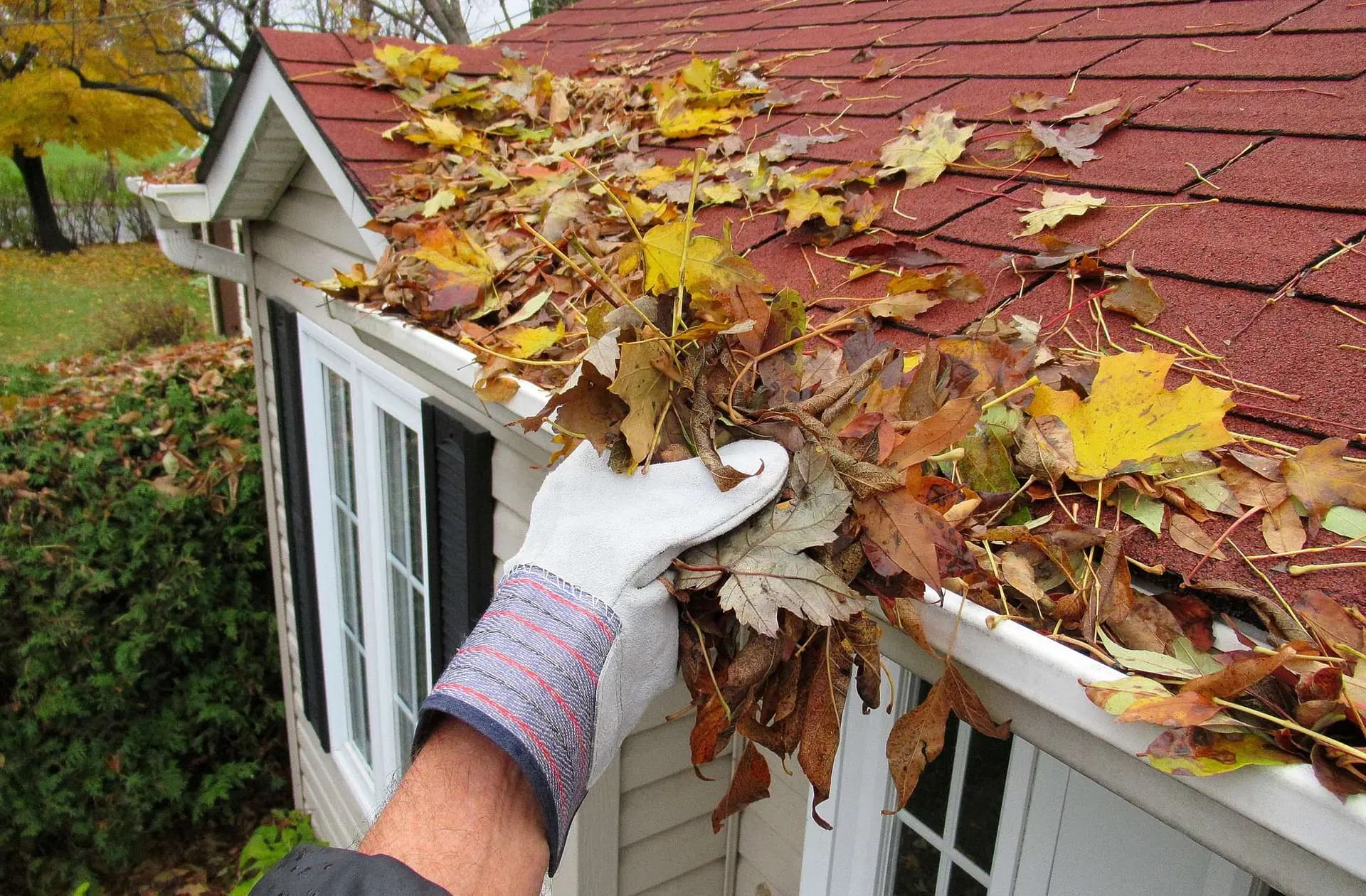 Seamless gutter installation in MetroWest Massachusetts