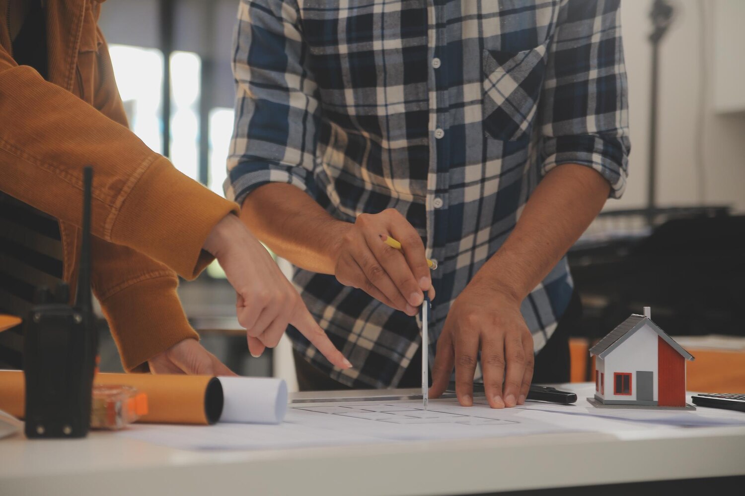 The advantages of hiring a construction company for home improvements