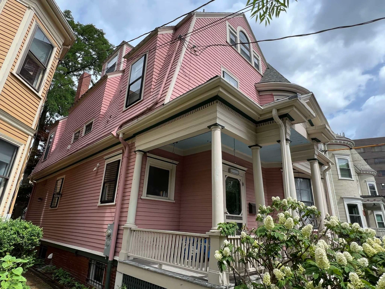 Essential Siding Maintenance Tips